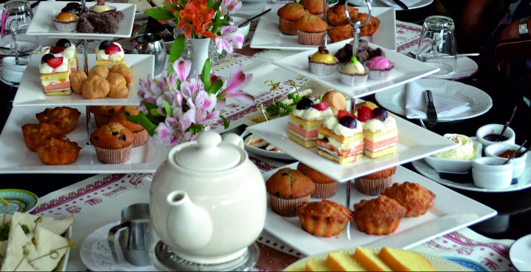 Hight-tea-dames-3-bewerkt-e1531940500360