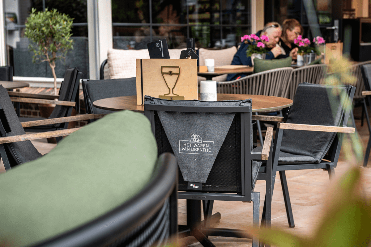 Beste Terras van Drenthe - Het Wapen van Drenthe in Roden (7)